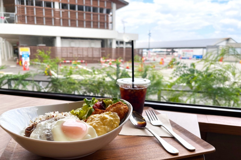 宮島カフェCAFE丼